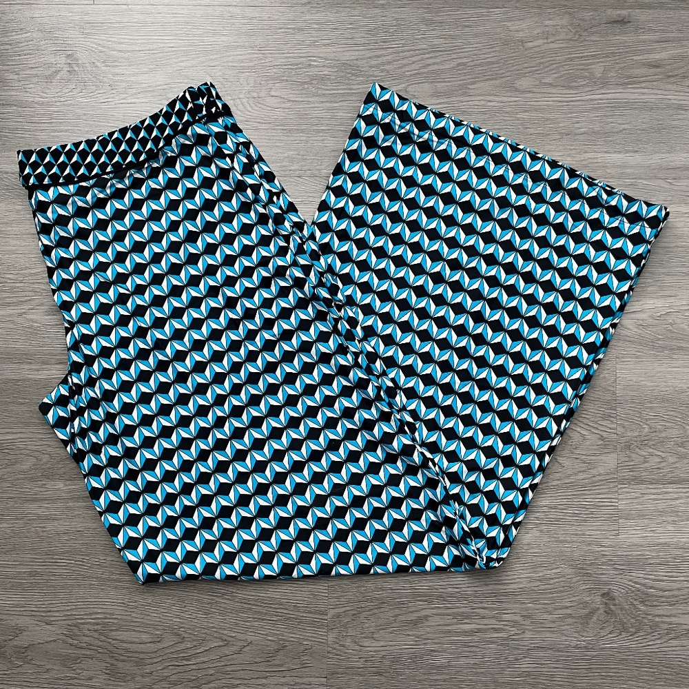 Kenneth Cole Women's Blue/Black Geometric Bikini Cover Up Pants Size Medium